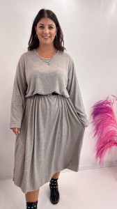 Sukienka z długim rękawem plus size CLASSITA BEIGE z delikatnym odcięciem w pasie (rozmiar uniwersalny)